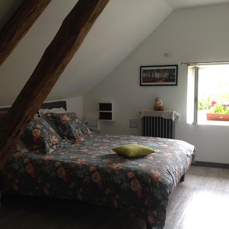 La Bicoque En Puisaye Hotell Saint-Amand-en-Puisaye Exteriör bild